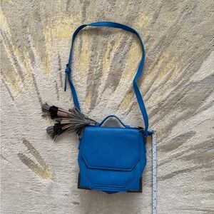 Elegant Blue Crossbody Bag